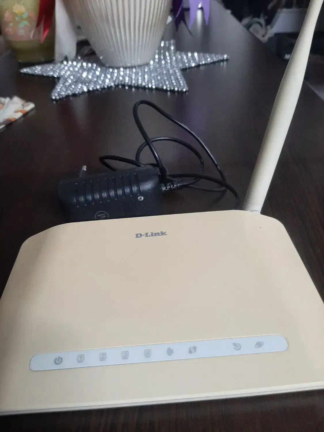 مودم D-link|مودم و تجهیزات شبکه|قرچک, شهرک طلائیه|دیوار