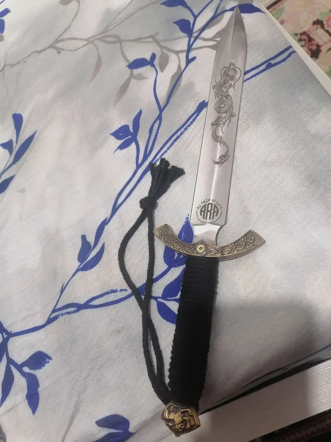 خنجر گلادیاتور|کلکسیون اشیاء عتیقه|بابل, |دیوار