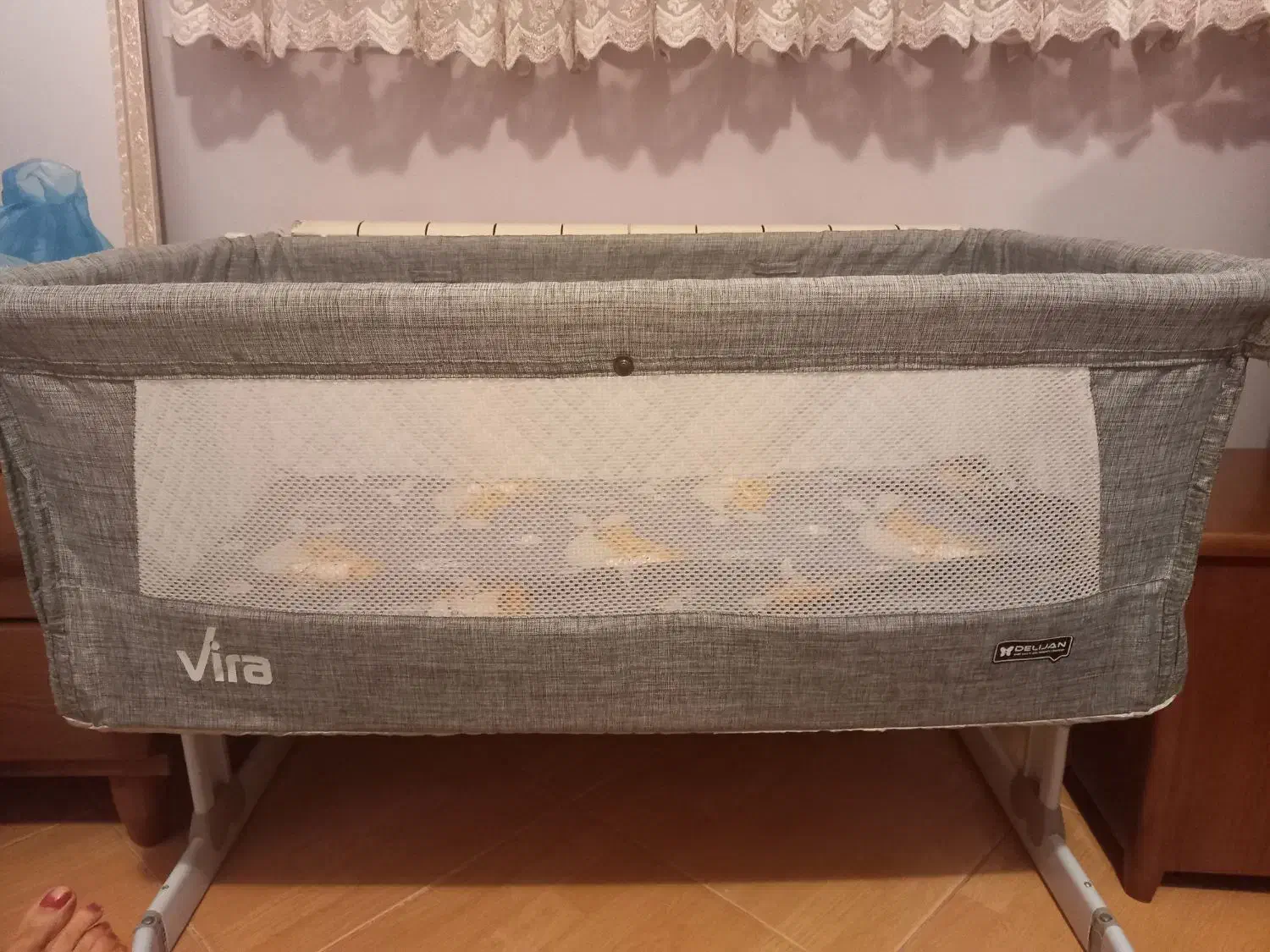 تخت کنار مادر ، تخت کودک دلیجان|تخت و صندلی بچه|کرمان, |دیوار