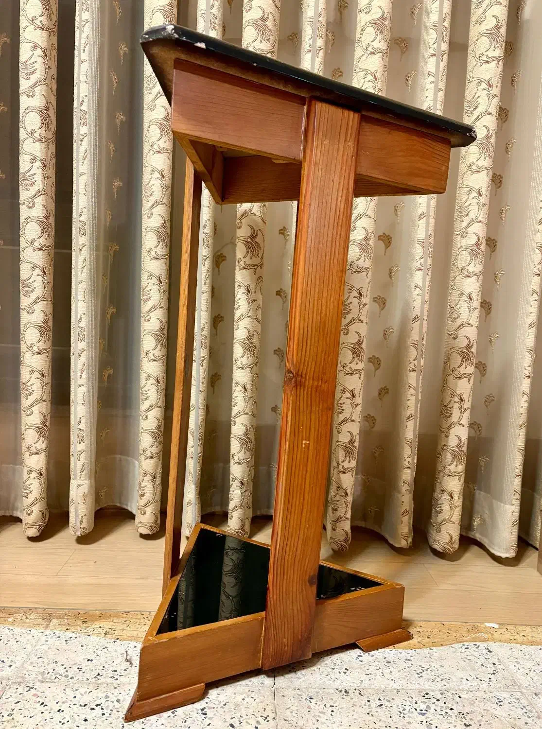 میز جلو مبلی و میز تلویزیون|مبلمان خانگی و میز عسلی|مشهد, هنرور|دیوار