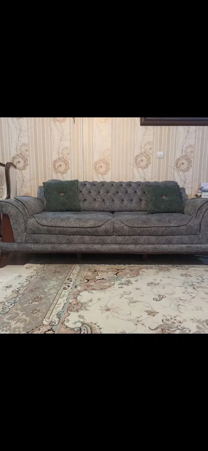 مبل|مبلمان خانگی و میز عسلی|مهاجران, |دیوار