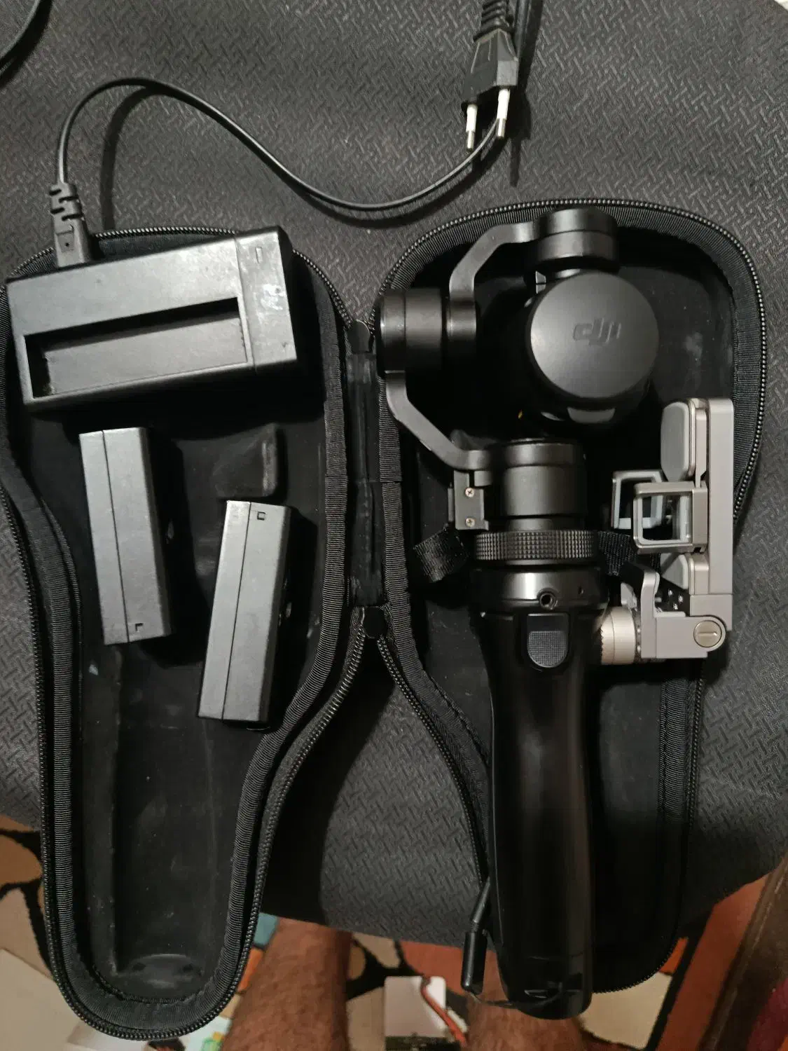 دوربین اسمو|دوربین عکاسی و فیلم‌برداری|کوه چنار, |دیوار