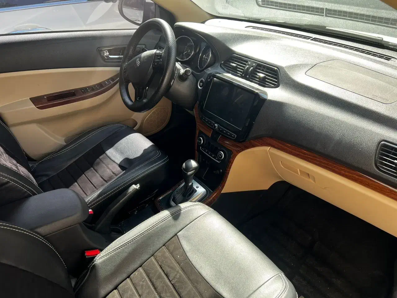 شاهین پلاس|خودرو سواری و وانت|قم, بنیاد|دیوار