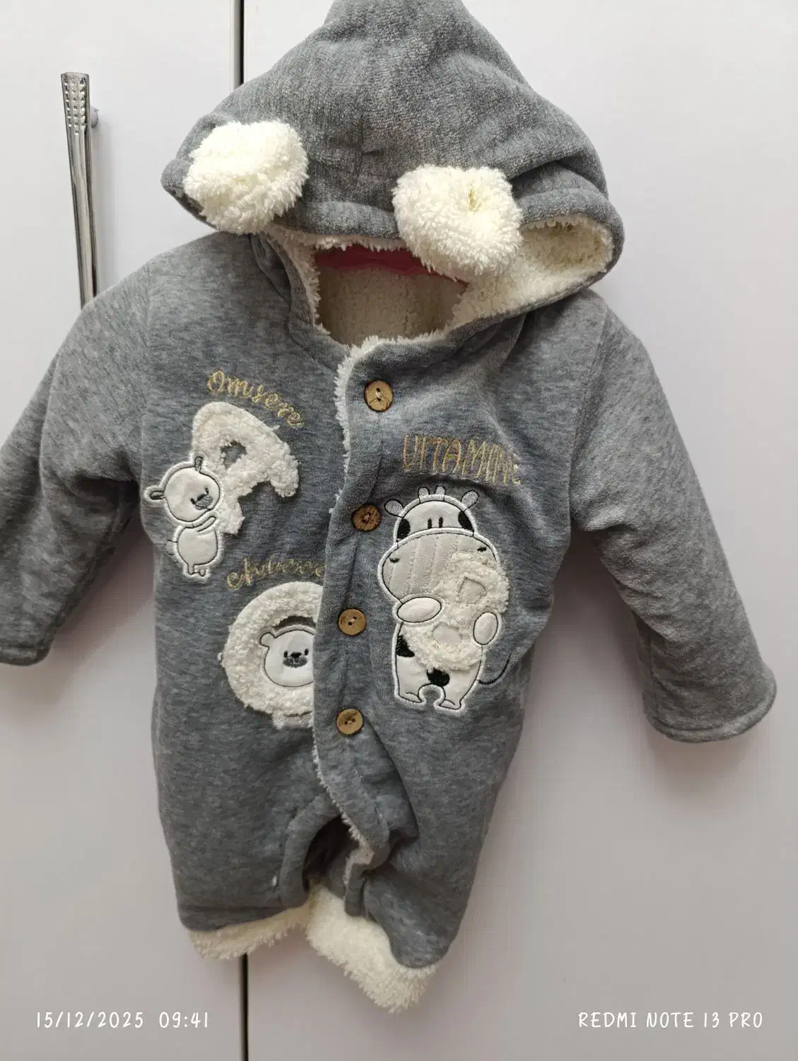 سرهمی نوزاد|کفش و لباس بچه|شیراز, دروازه اصفهان|دیوار