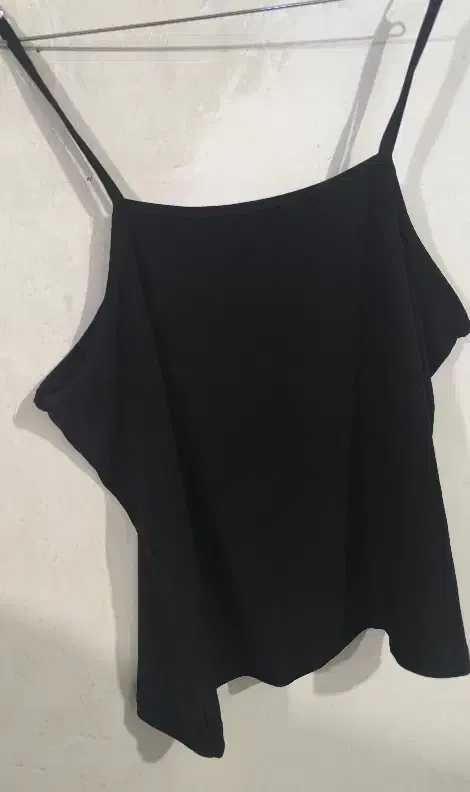 کت و دامن|لباس|قم, شاه ابراهیم|دیوار