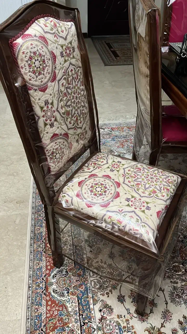 مبل ۷ نفره و ناهار خوری ۸ نفره عالی فوری فروشی|مبلمان خانگی و میز عسلی|تهران, تهران‌نو|دیوار