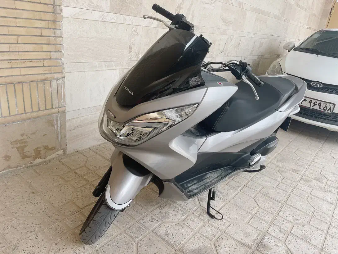 فروش  موتور pcx|موتورسیکلت|برازجان, |دیوار