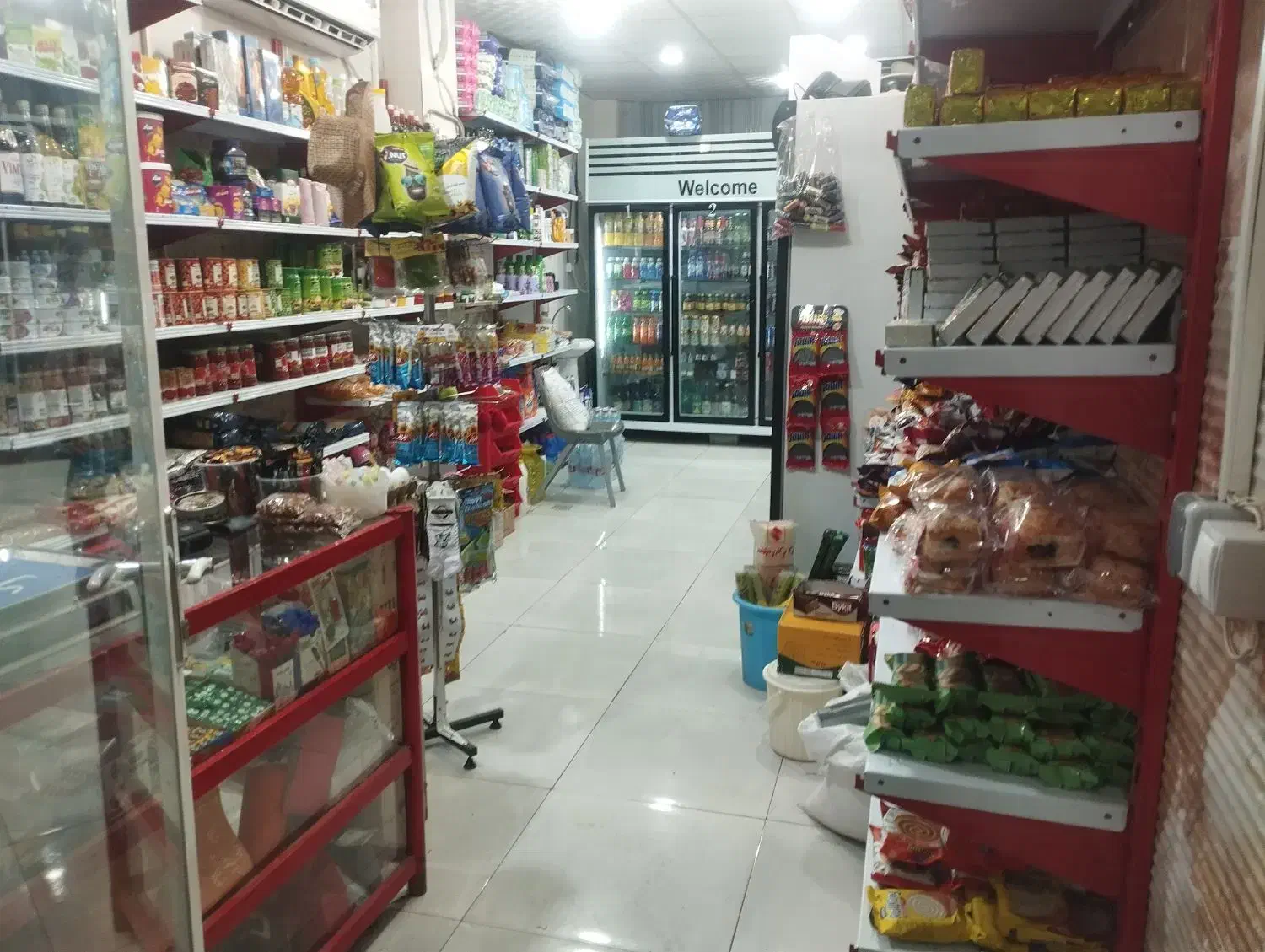 حراج اجناس داخل مغازه|حراج|جهرم, |دیوار