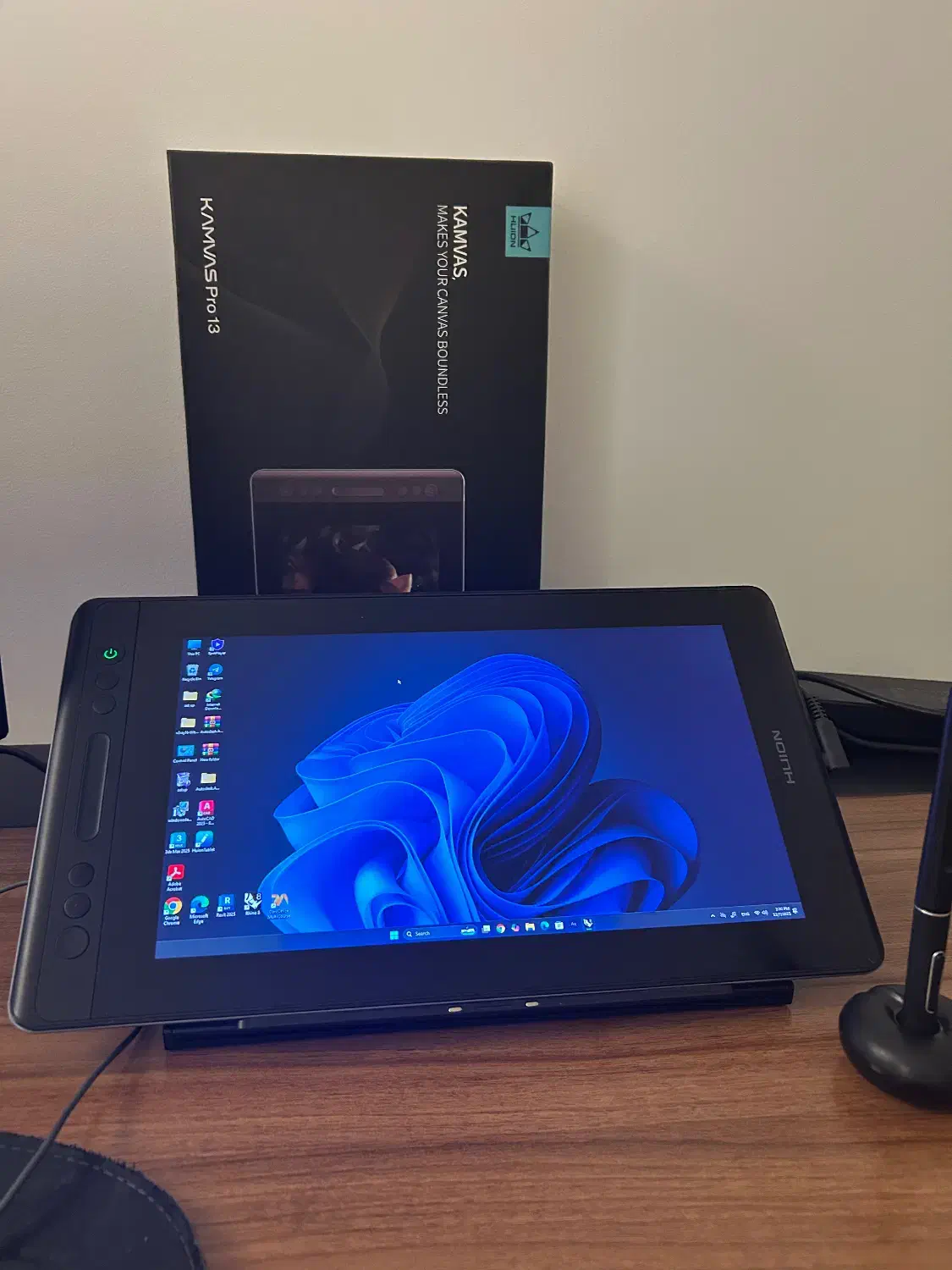 قلم نوری Huion kamvas pro13|لوازم جانبی موبایل و تبلت|مشهد, هفت تیر (حافظ)|دیوار