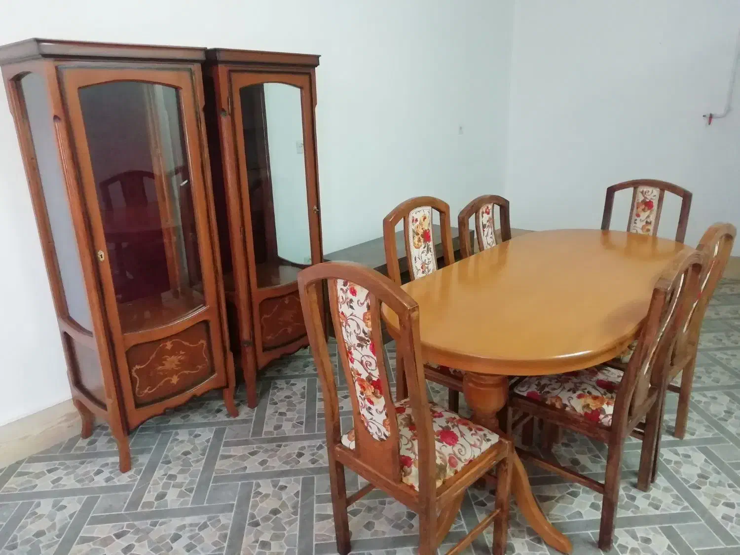 میز نهارخوری|میز و صندلی غذاخوری|نیشابور, شهرک فرهنگیان|دیوار