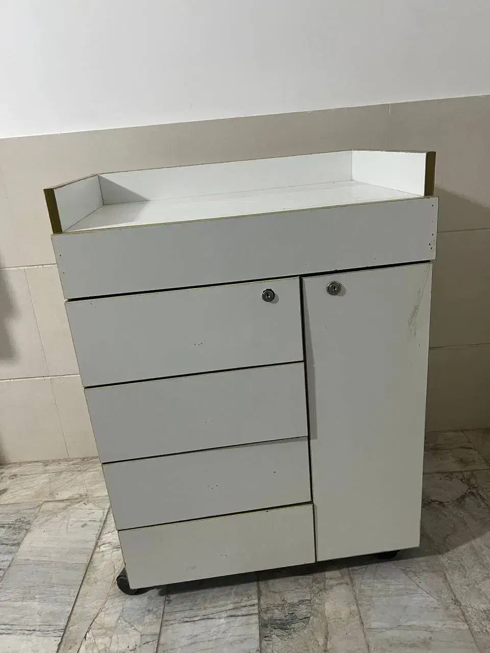 مبلمان|مبلمان خانگی و میز عسلی|خرمدره, |دیوار