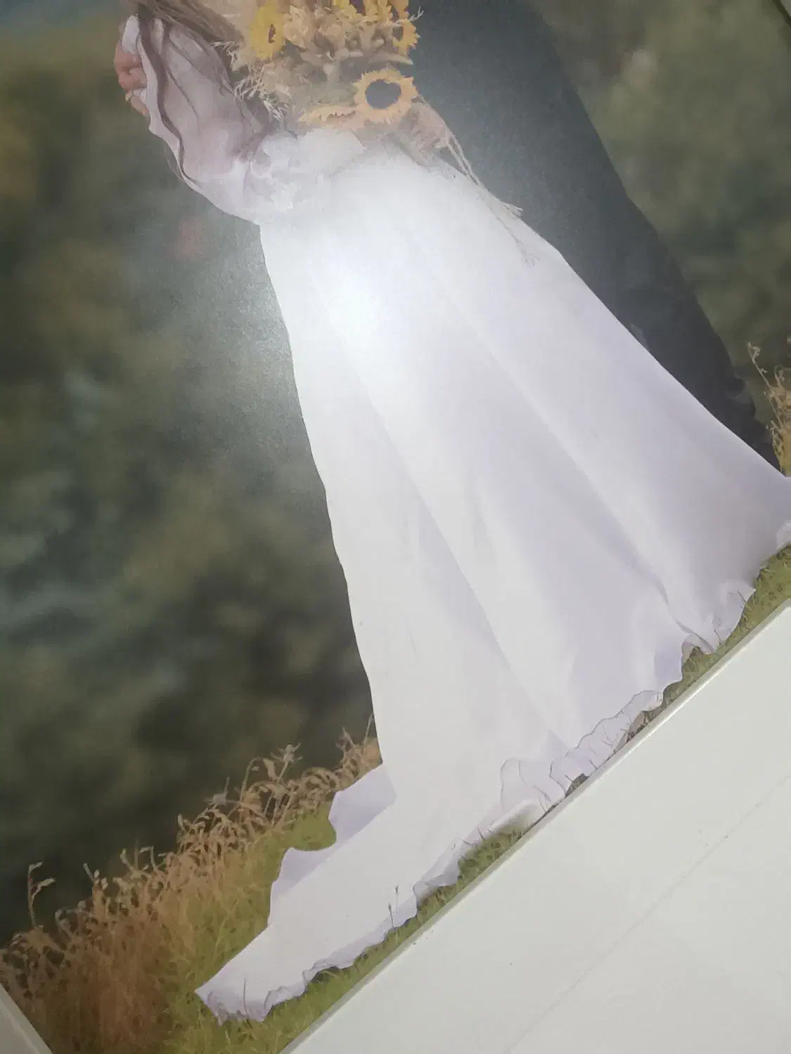 لباس فرمالیته دنباله دار|لباس|رشت, یخسازی|دیوار