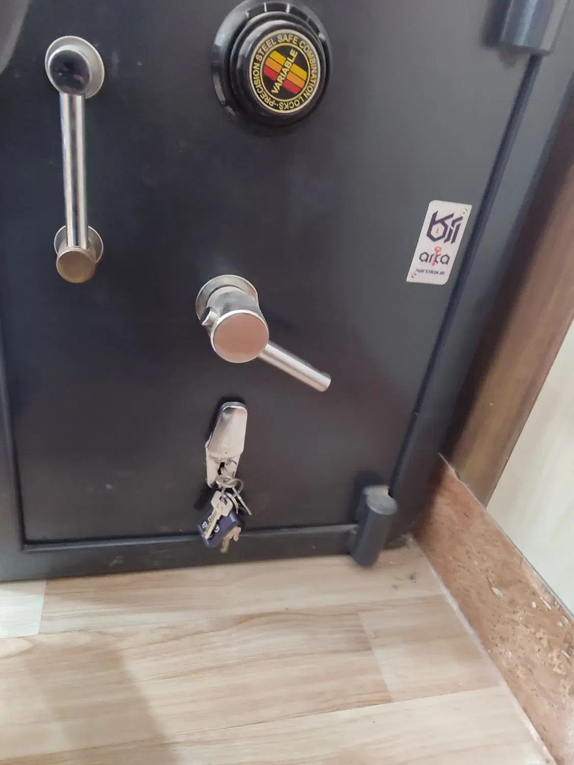 گاوصندوق مارک ارکا .ضدسرقت .ضد ضربه .|فروشگاه و مغازه|شیروان (خراسان), |دیوار