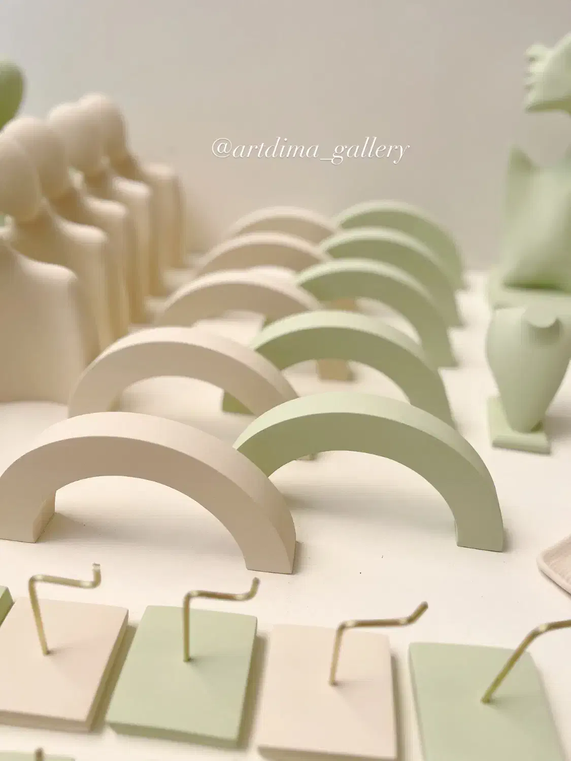 استخدام نیرو برای تولید سنگ مصنوعی|استخدام صنعتی، فنی، مهندسی|تهران, آذری|دیوار