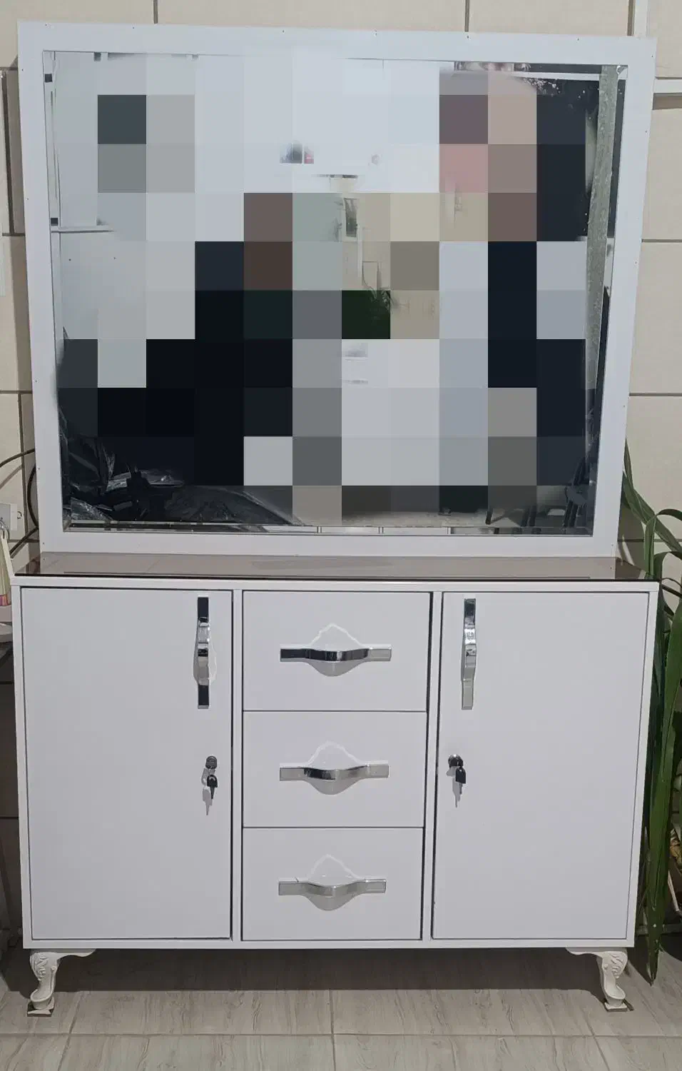 کمد آرایشگاه|آرایشگاه و سالن‌های زیبایی|آباده, |دیوار