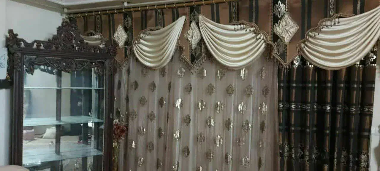 پرده|پرده، رانر، رومیزی|قم, هنرستان|دیوار
