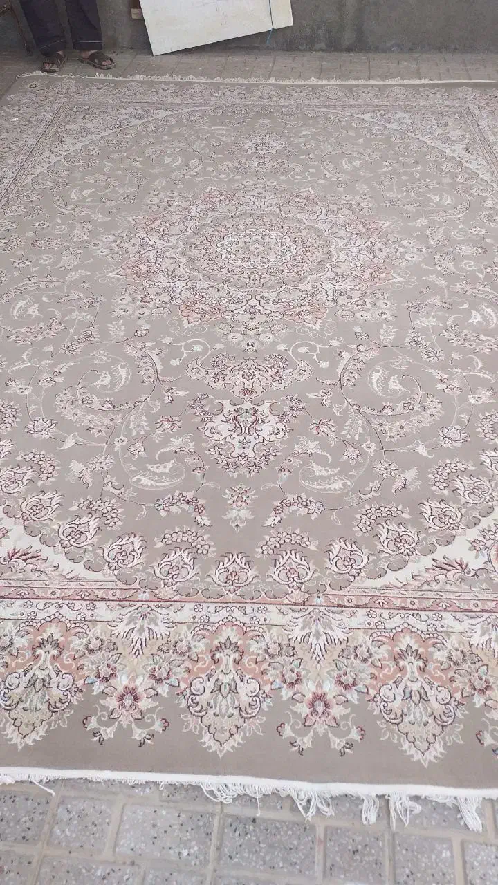 یک جفت قالی ۱۲ متری .فروش فوری|فرش|تایباد, |دیوار