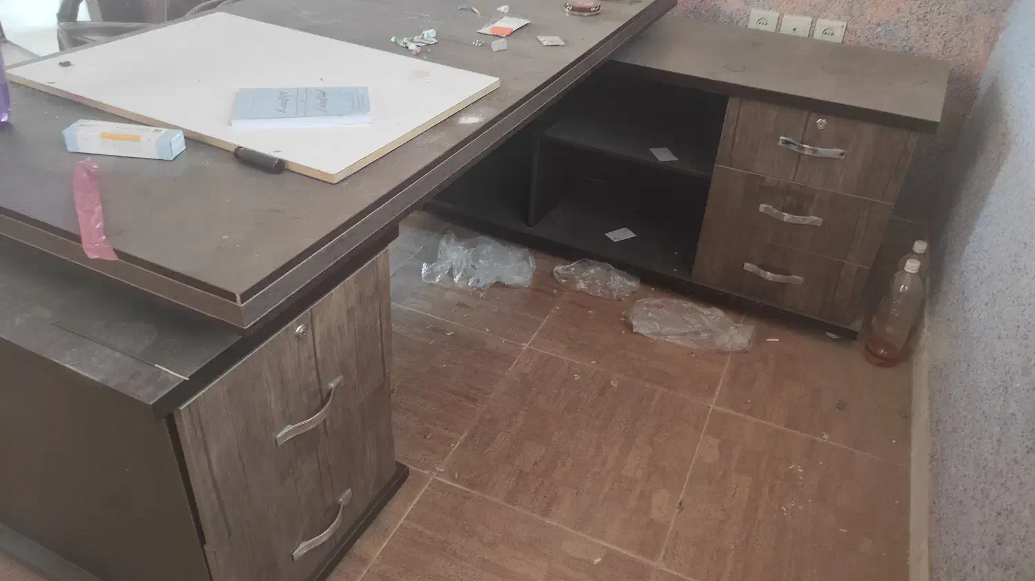 میز وصندلی اداری|دفتر کار|دامغان, |دیوار