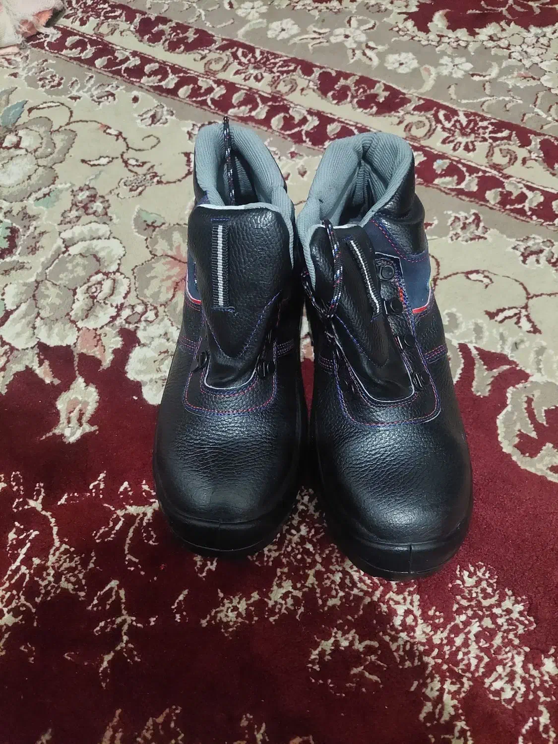 کفش کار|کیف، کفش، کمربند|بیرجند, |دیوار