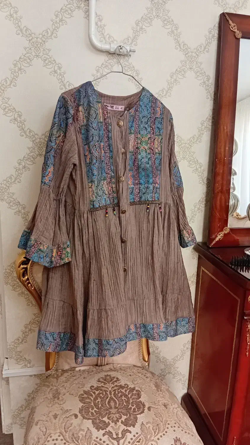 مانتو|لباس|مرند, |دیوار