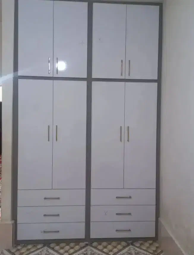 کمد لباس اشکاف تعمیرات|خدمات پیشه و مهارت|مشهد, چهارچشمه|دیوار