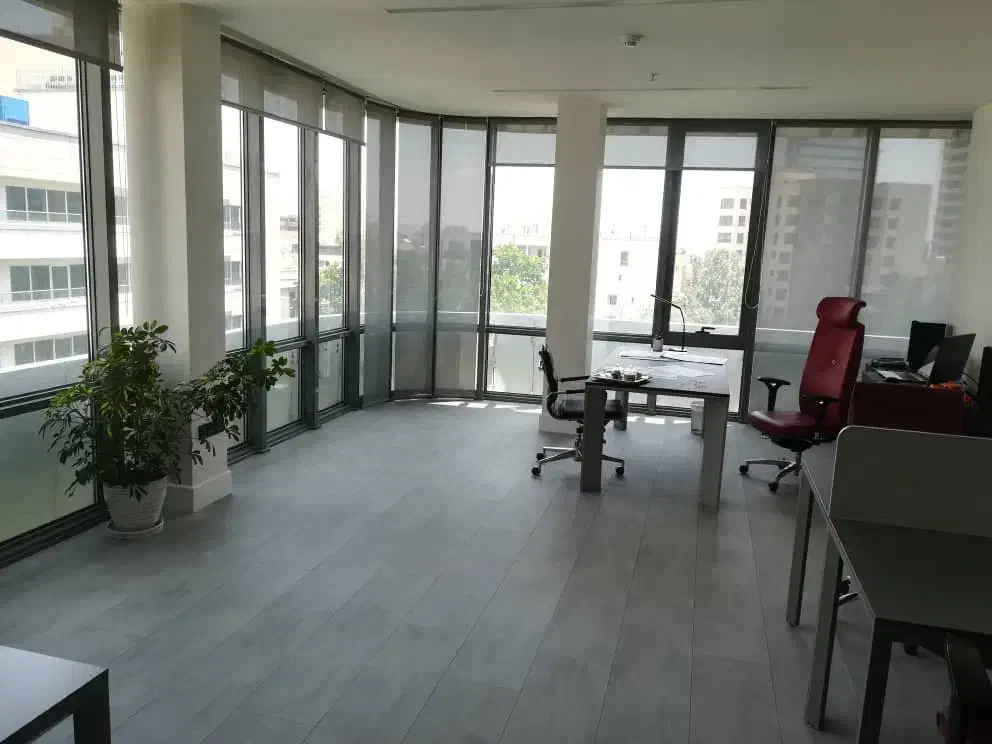 ۹۳ متر سند اداری برج مدرن غرق در نور|اجارهٔ دفتر کار، اتاق اداری، مطب|تهران, زعفرانیه|دیوار