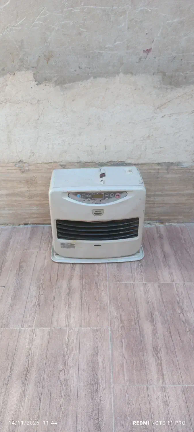 بخاری برقی و نفتی|بخاری، هیتر، شومینه|زاهدان, |دیوار