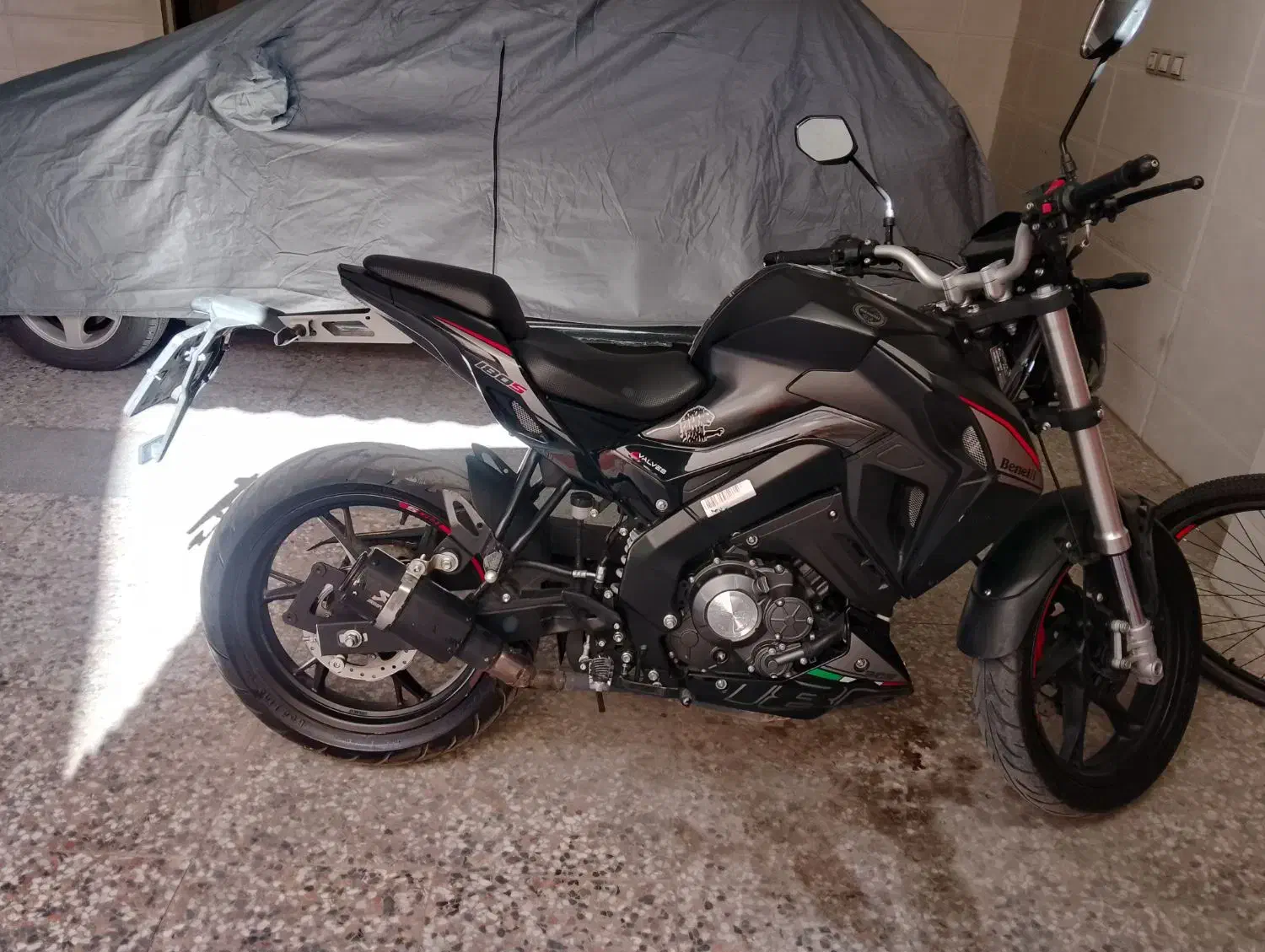 بنلی 180s|موتورسیکلت|شیراز, بریجستون|دیوار