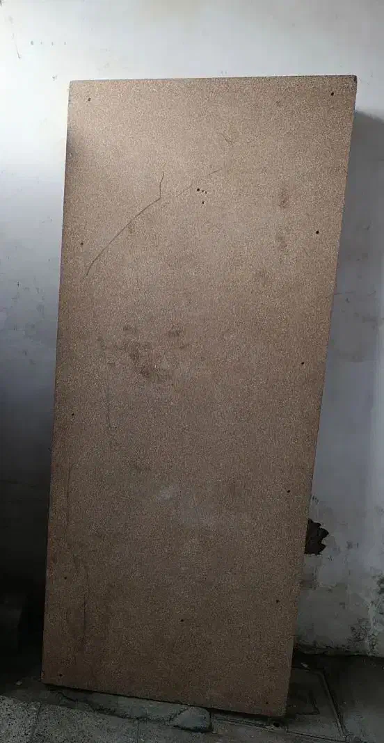 زیر تخت خواب|تشک تختخواب|خوی, |دیوار