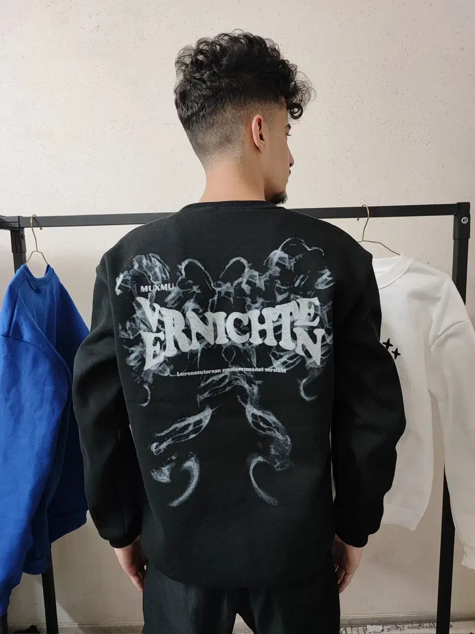 دورس خفن گرم با کیفیت|لباس|اصفهان, سرچشمه|دیوار