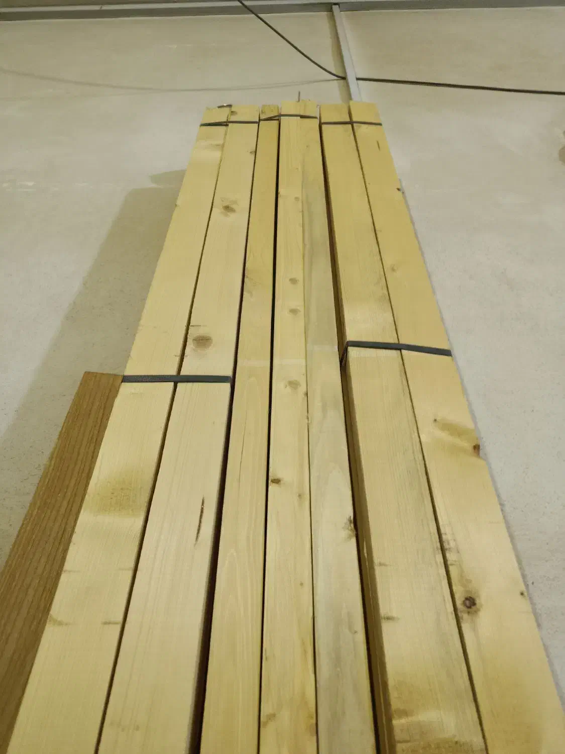 باعو درب چوب روسی|مصالح و تجهیزات ساختمان|یزد, |دیوار