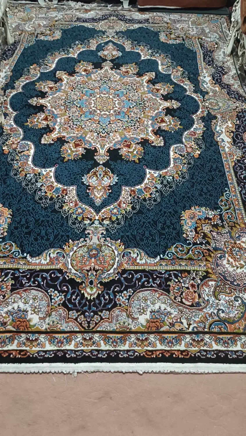 فرش سالم بدون پارگی درحدنو|فرش|تهران, تهران‌نو|دیوار