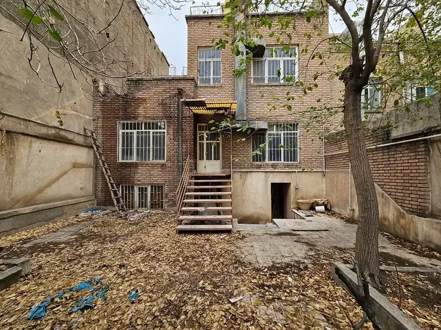 فروش و تهاتر فوری زمین ۶۰ متری در اجاره دار|فروش زمین و ملک کلنگی|تهران, خواجه نظام الملک|دیوار