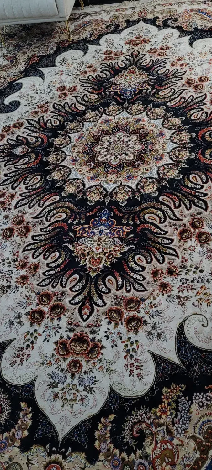 دوازده متری|فرش|رشت, کوی مهر|دیوار