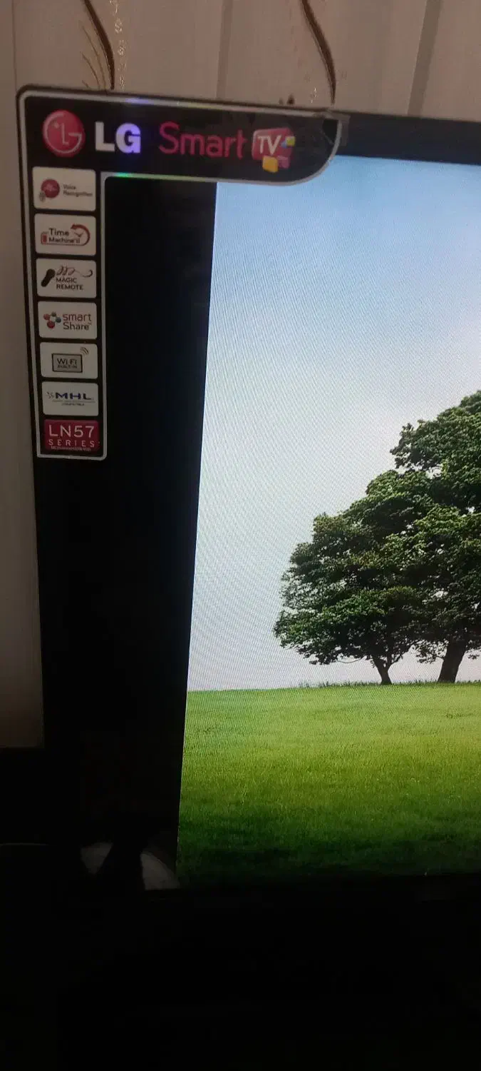 تلویزیون ال ای دی ۴۲ اینچ|تلویزیون و پروژکتور|فولادشهر, زاینده رود|دیوار