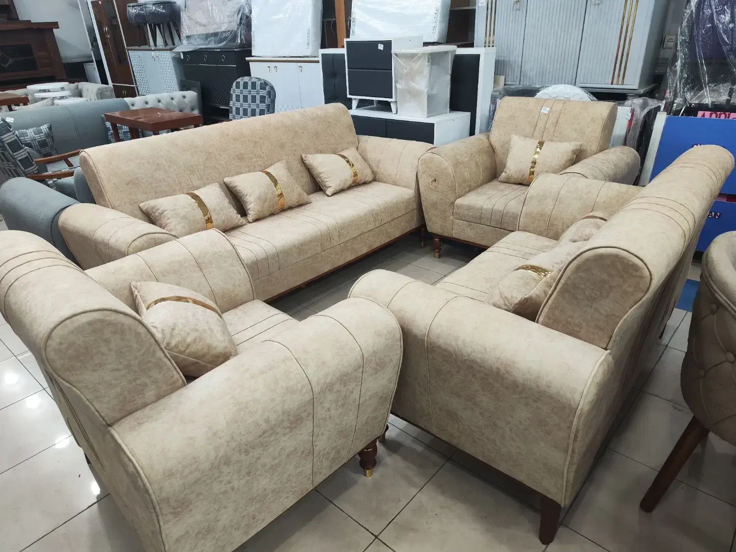 مبل نو با تخفیف و ارسال|مبلمان خانگی و میز عسلی|بوشهر, |دیوار