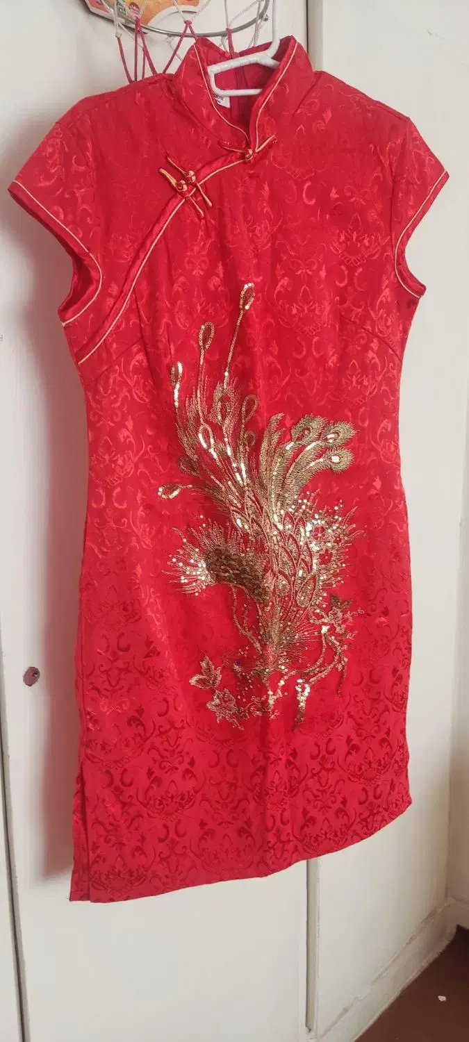 پیراهن|لباس|اصفهان, راه آهن|دیوار