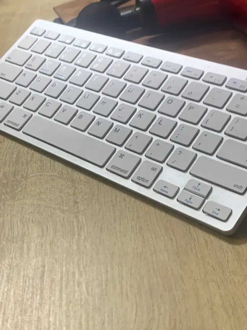 کی برد بلوتوث بدون سیم|قطعات و لوازم جانبی رایانه|قم, پردیسان|دیوار