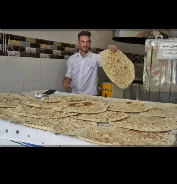 به شاطر تافتون وناندرار دستگاهی نیازمندیم|استخدام خدمات فروشگاه و رستوران|اهواز, کمپلو جنوبی|دیوار