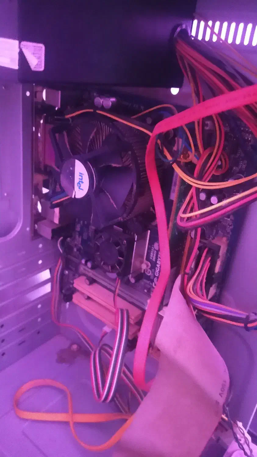 کامپیوتر|رایانه رومیزی|همدان, |دیوار