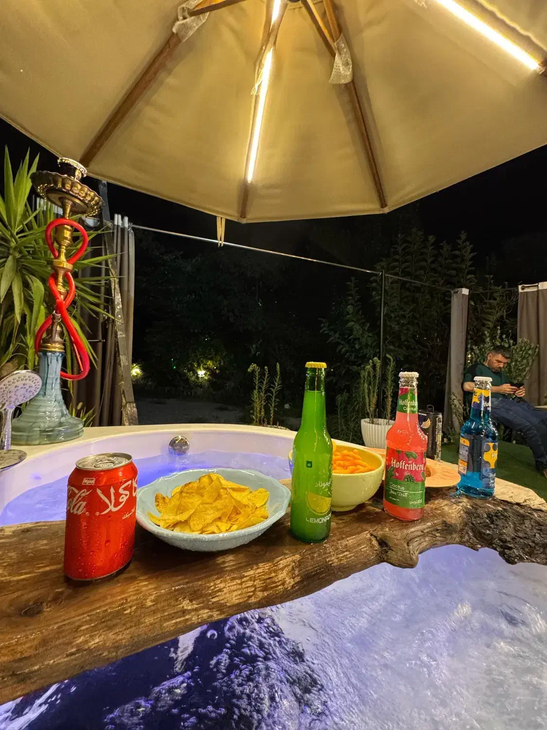 کلبه Vip الیکا با جکوزی و صبحانه|اجارهٔ کوتاه‌مدت ویلا و باغ|رویان, |دیوار