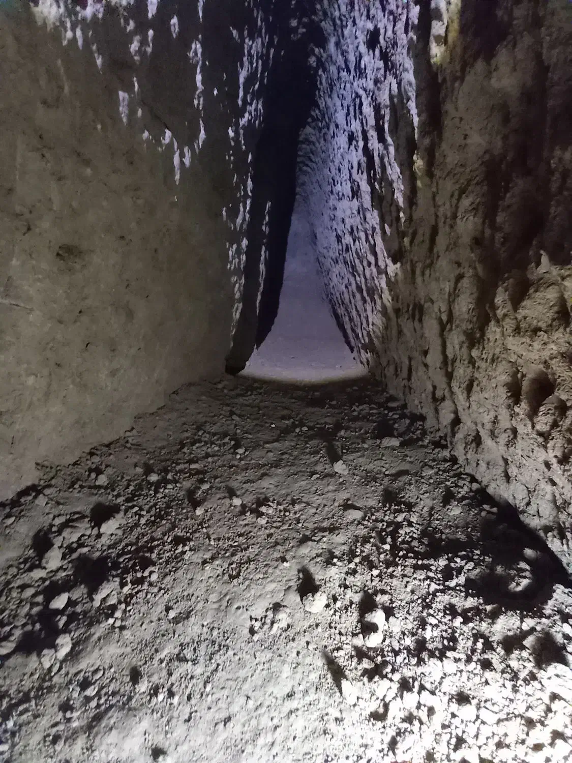 مغنی چاه کن مقنی حفاری|خدمات پیشه و مهارت|اندیشه, اندیشه فاز ۴|دیوار