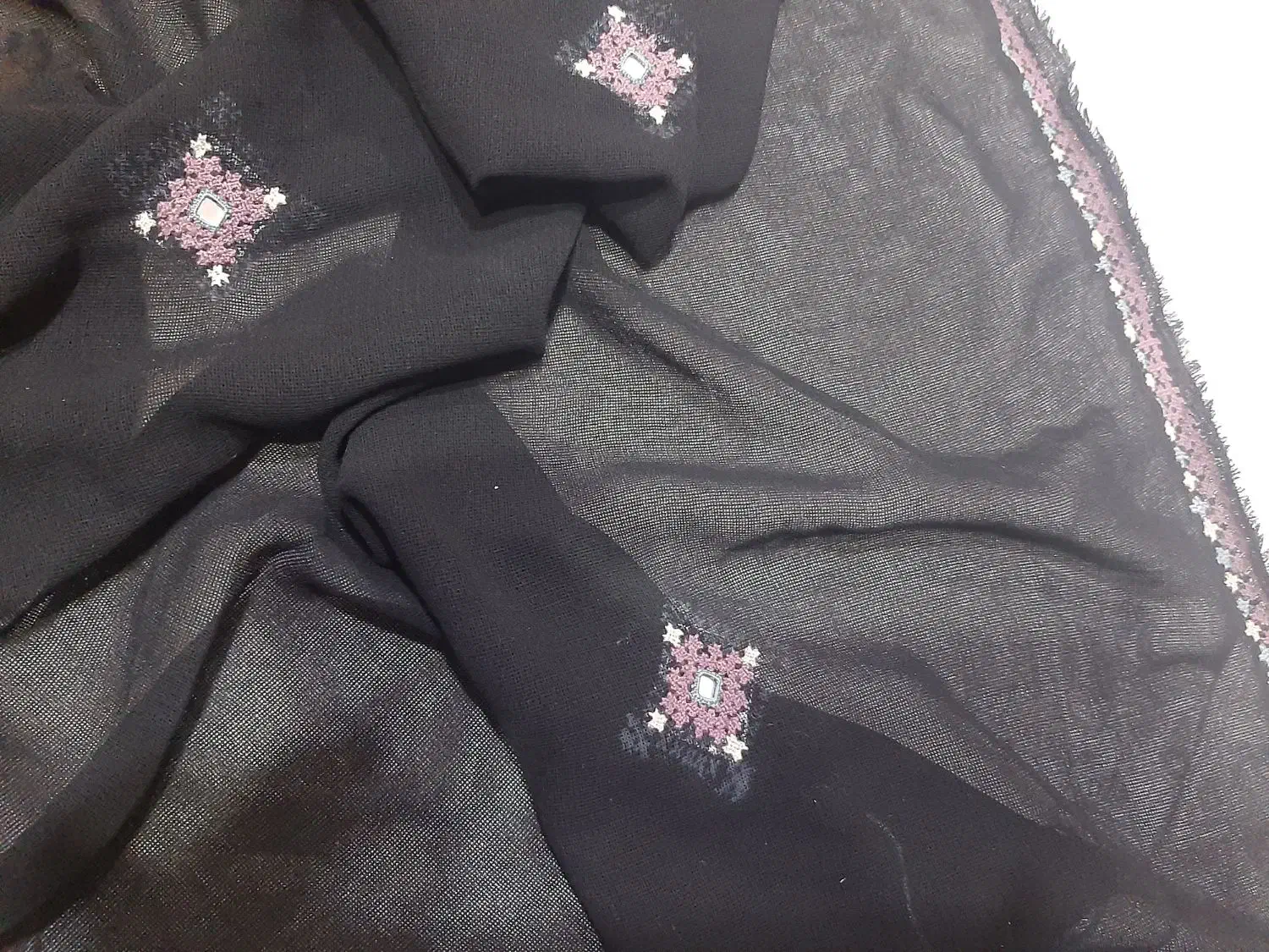 چادرپلیواری بانخ ابریشم میدوزم|لباس|لاشار, |دیوار