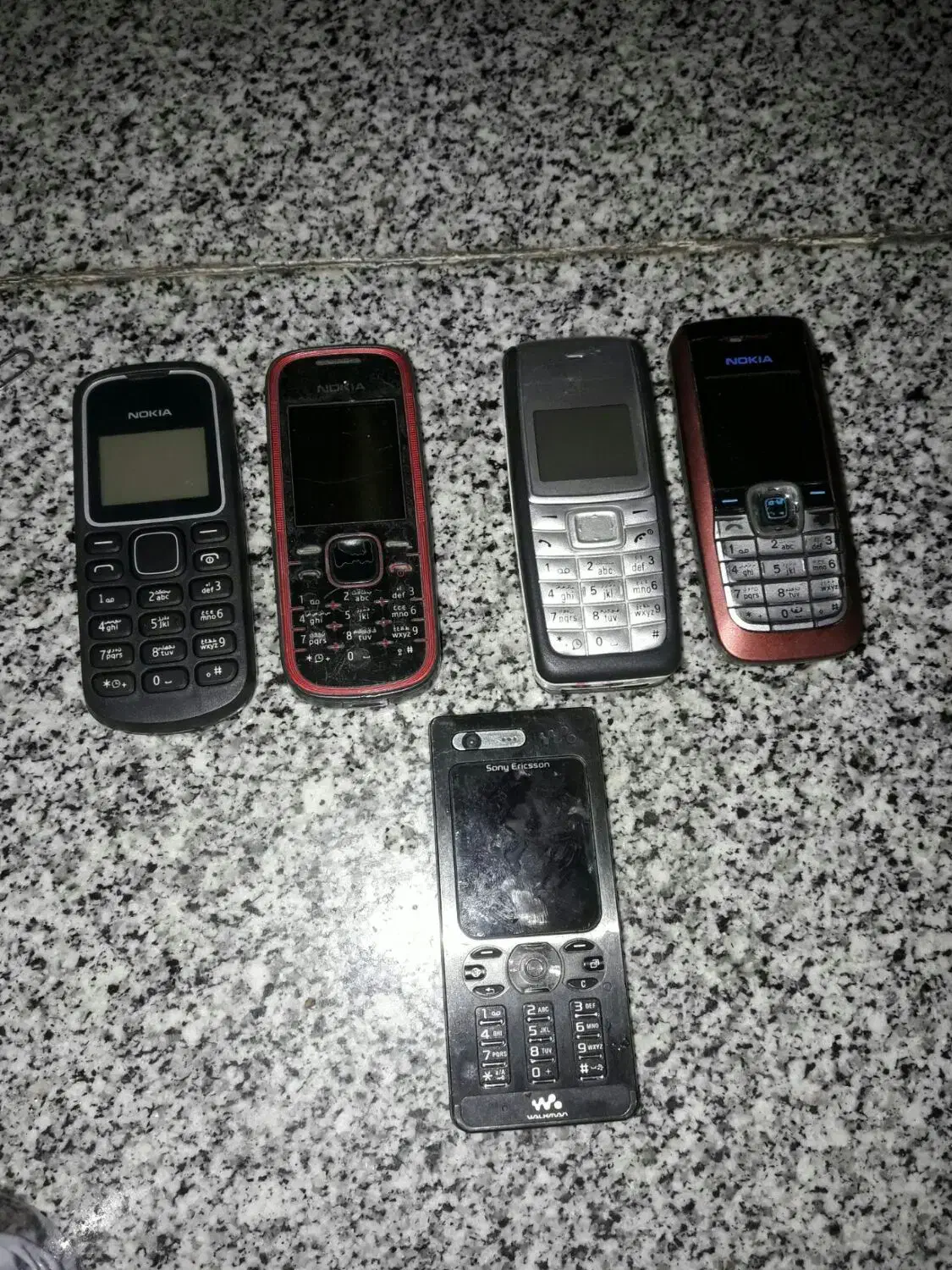 ۵عدد گوشی ساده نوکیا وسونی اریکسون|موبایل|همدان, |دیوار