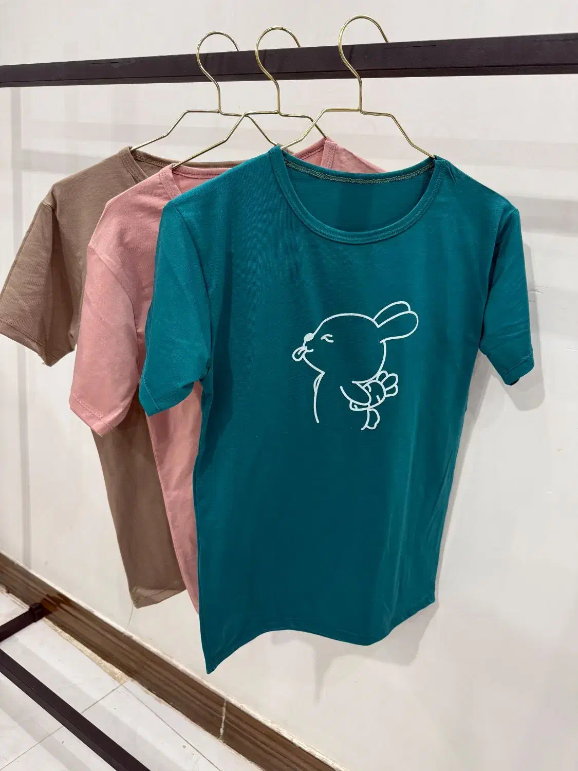 لباس زنانه|لباس|زابل, |دیوار