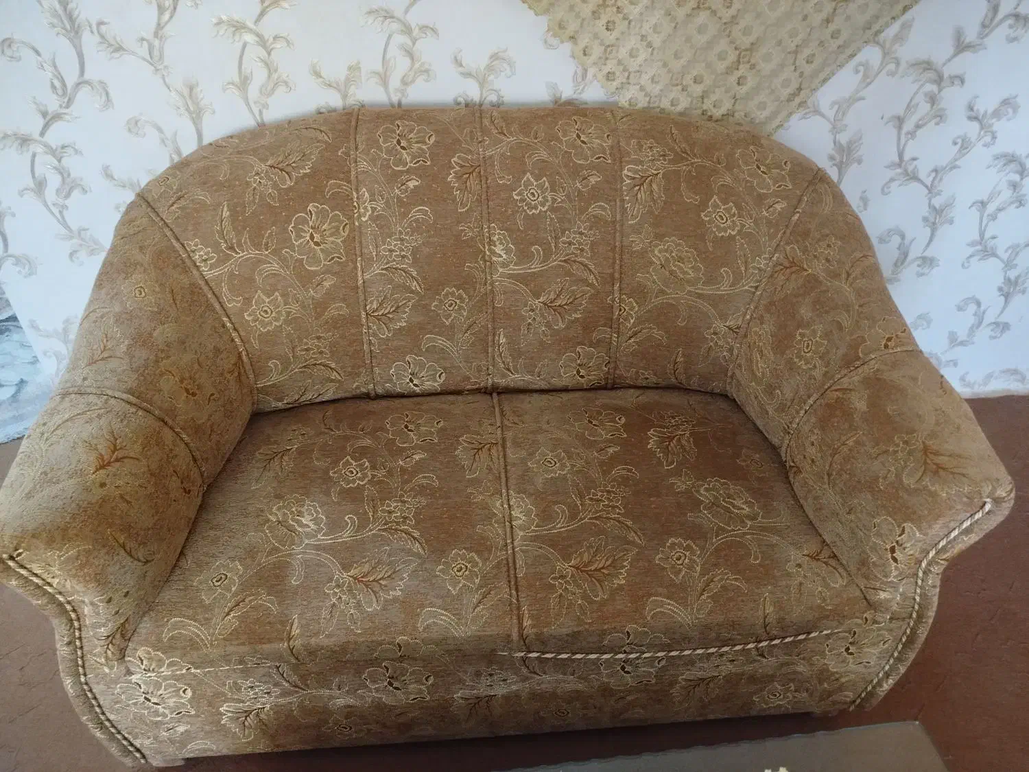 یک دست مبل هفت نفره|مبلمان خانگی و میز عسلی|تبریز, |دیوار