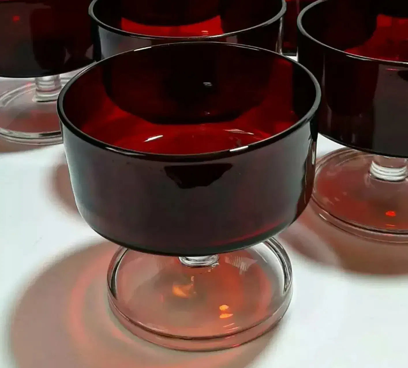 گیلاس جام حک فرانسه کاملا نو|ظروف سرو و پذیرایی|رشت, گلسار|دیوار