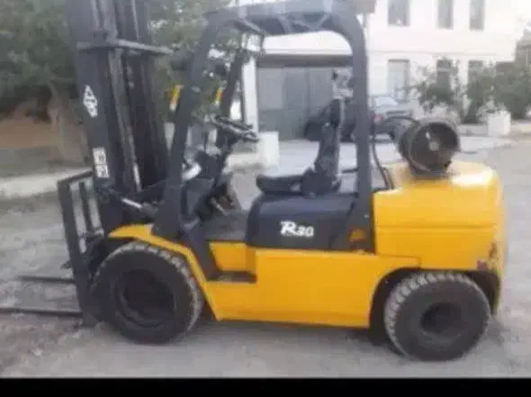 اجاره لیفتراک|خودرو اجاره‌ای|ساوه, |دیوار