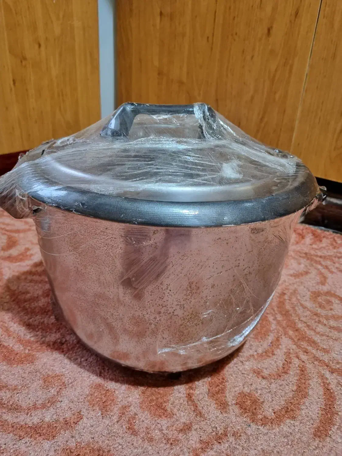 پلوپز برقی و قمقمه آب|ظروف پختوپز|رشت, نامجو|دیوار