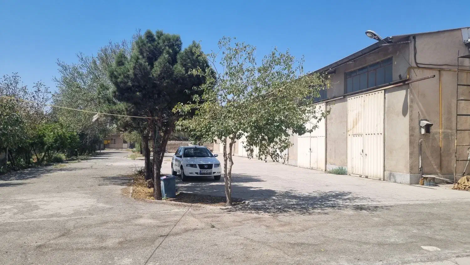 فروش کارخانه ۴۶۰۰ متری در شهرک صنعتی|فروش دفتر صنعتی، کشاورزی، تجاری|بهارستان, |دیوار